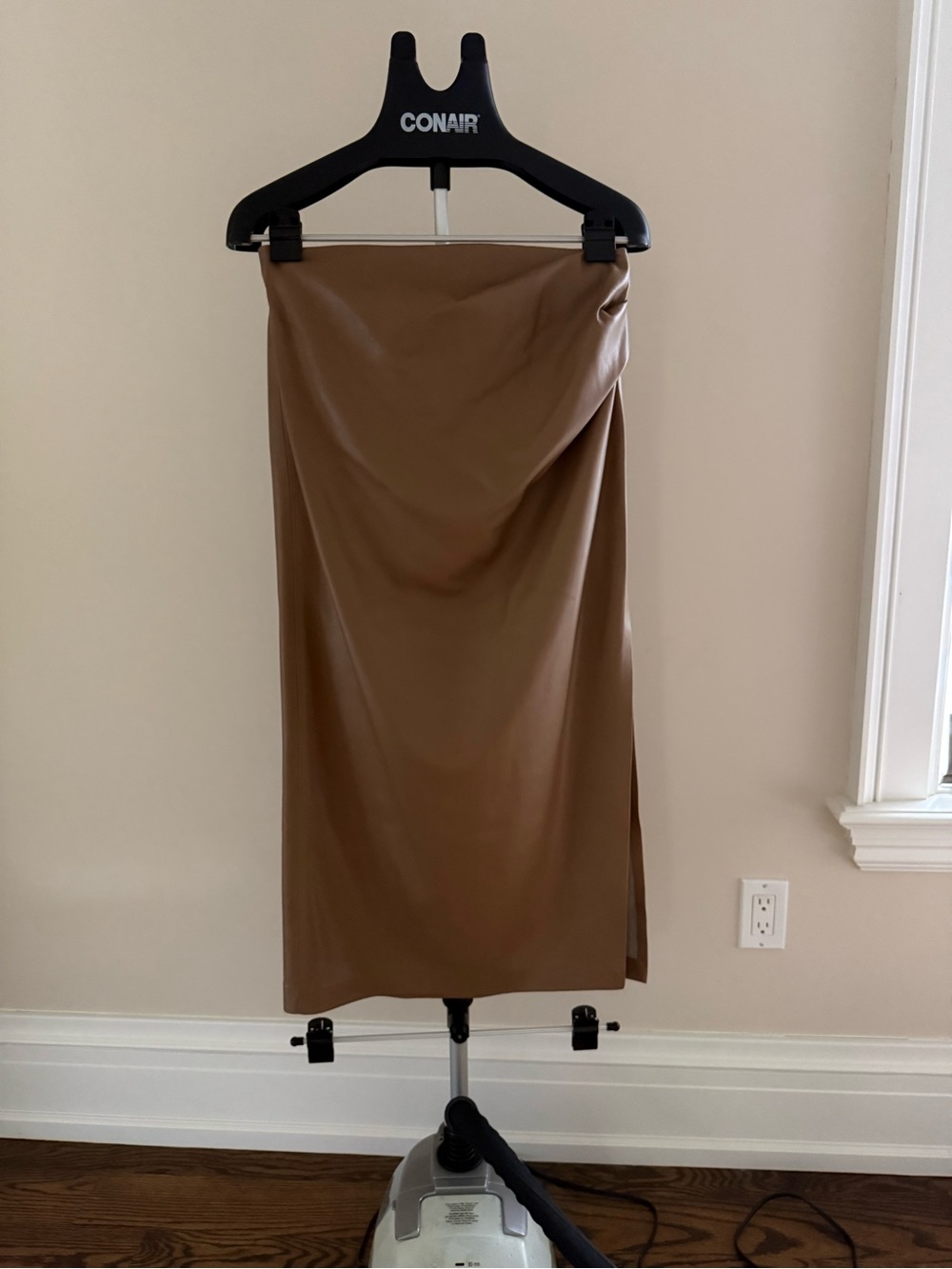 New Wilfred Brown Draped vegan maxi Skirt